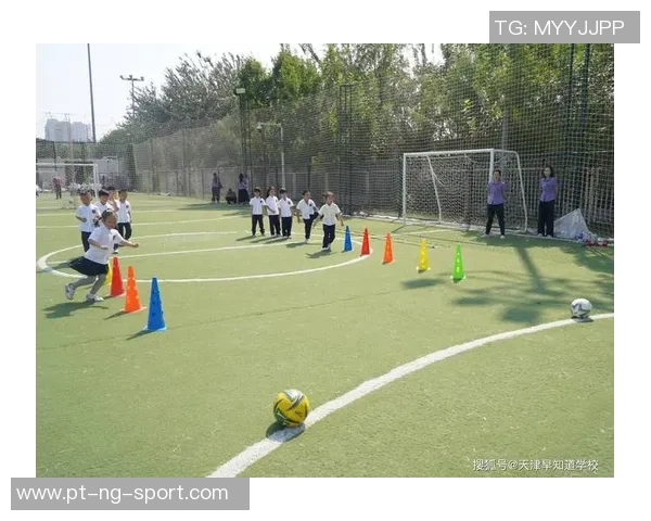 小学校园足球特色发展探索与实践路径研究促进学生全面素质提升